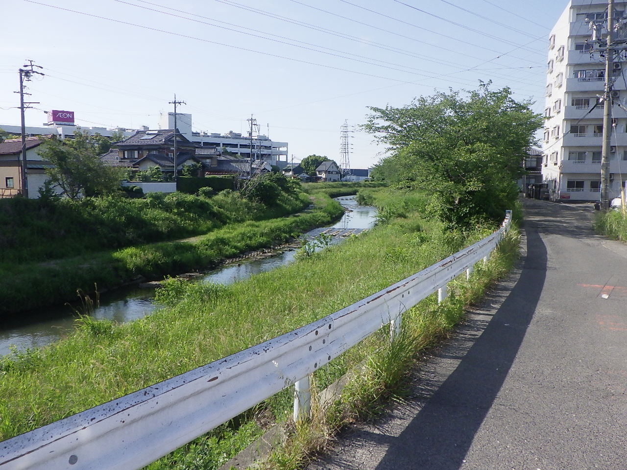 『速度落せ』立て看板設置工事 | 道路標識・サイン工事