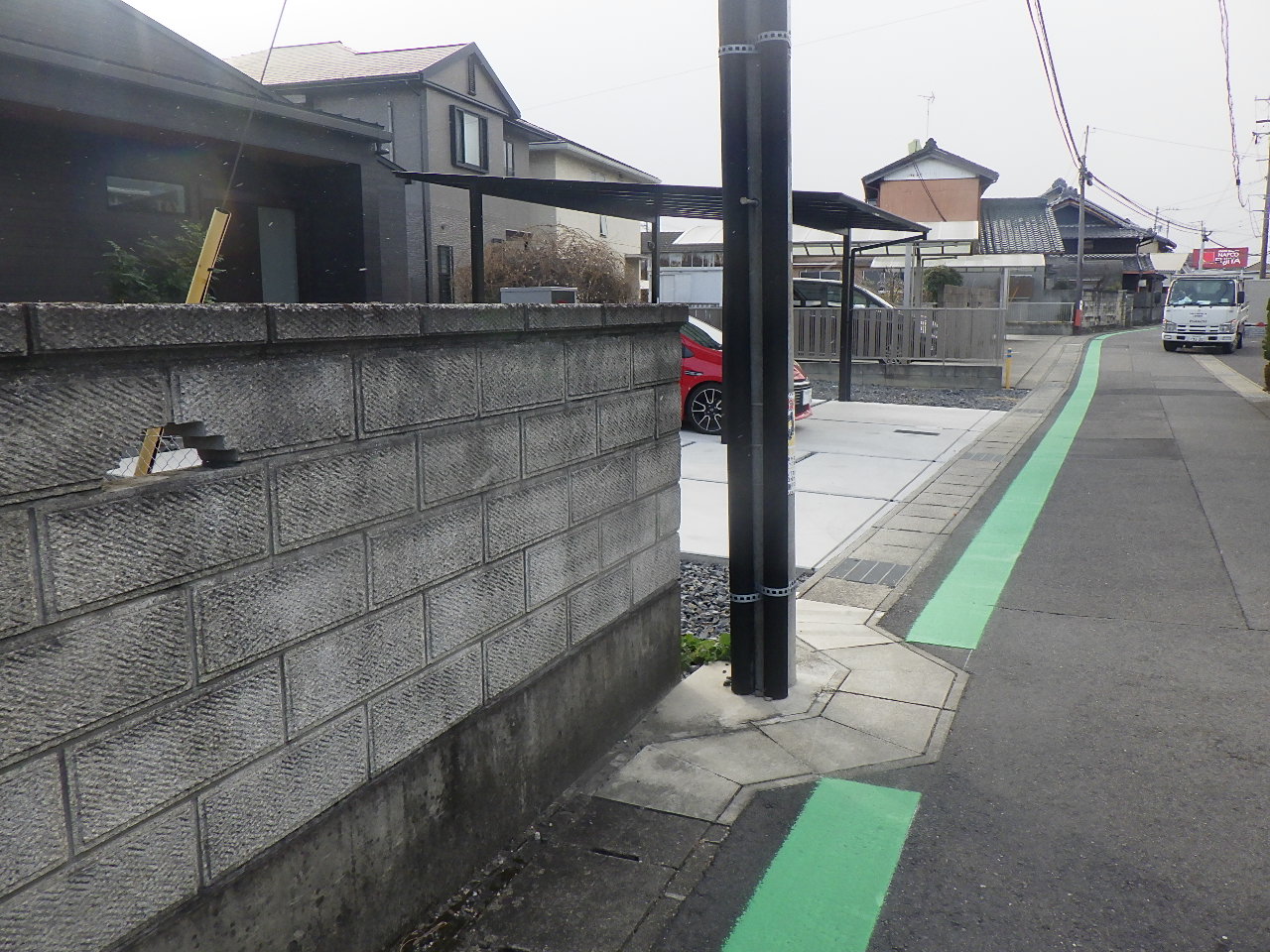 『通り抜けご遠慮ください』立て看板設置工事 | 道路標識・サイン工事