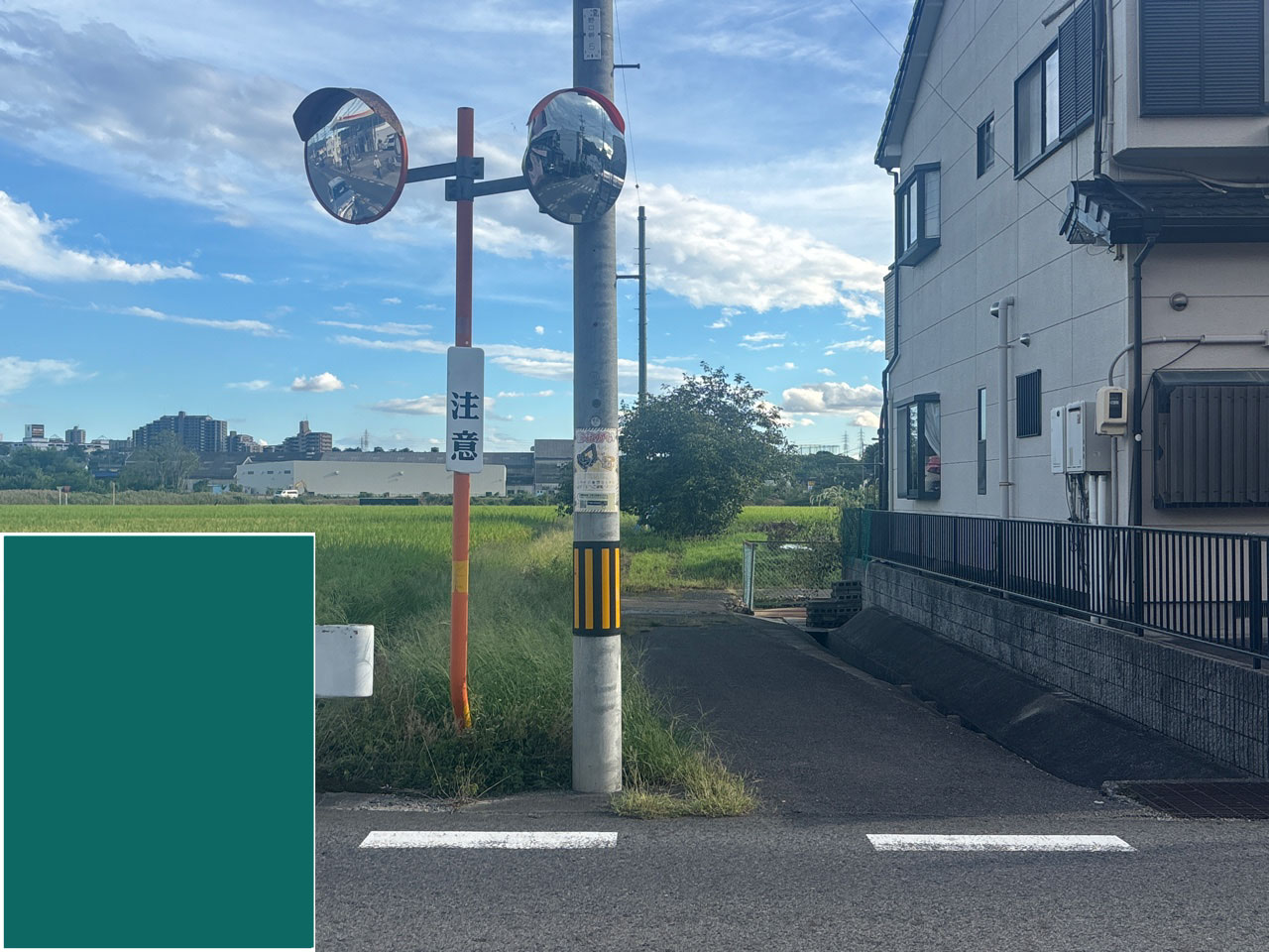 『幅員狭小につき、通り抜けご遠慮ください』立て看板設置工事 | 道路標識・サイン工事